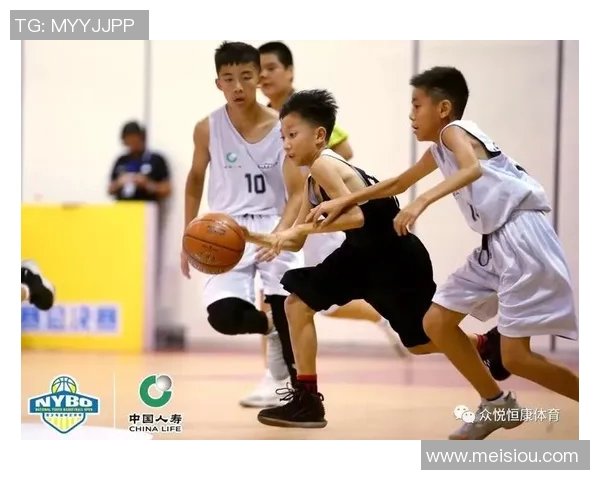 伊曼纽尔奎克利：篮球场上的闪耀新星与未来希望